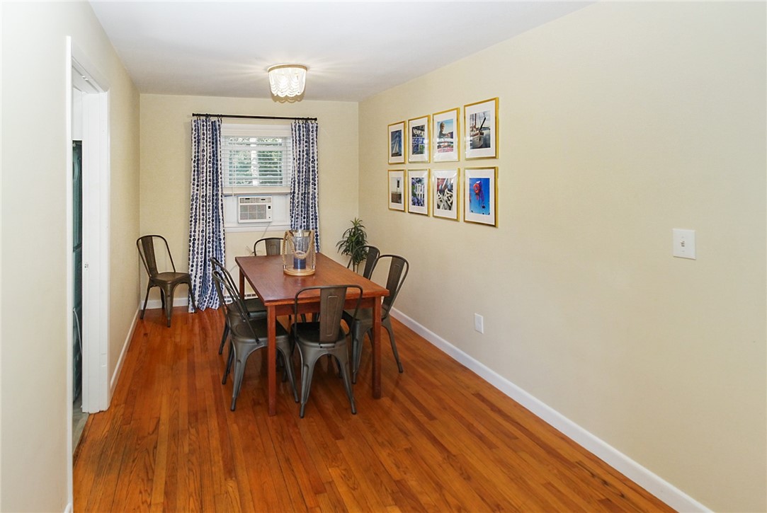 17 Wood Road Middletown, RI 02842 - Photo 10 of 29