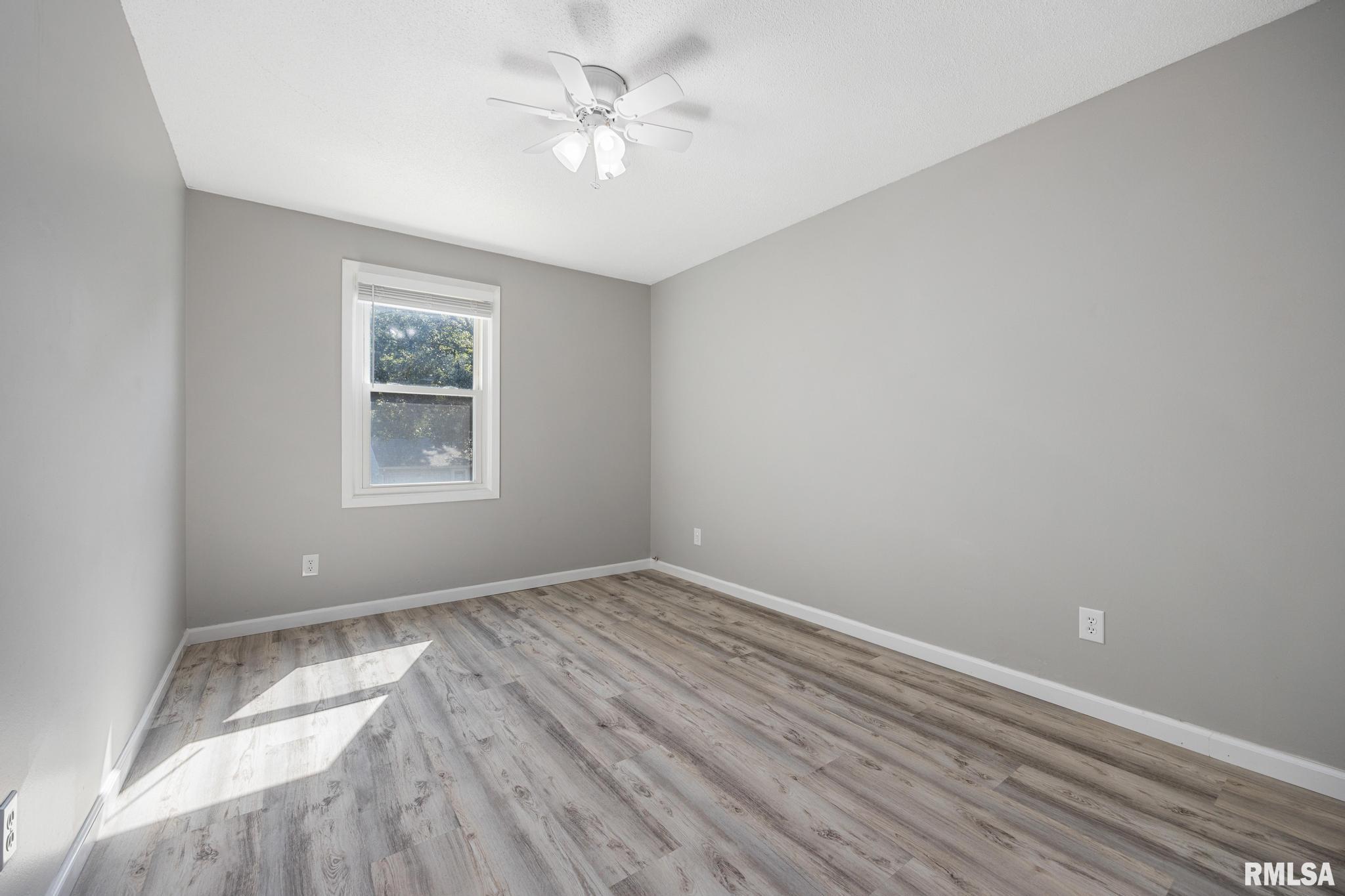 4437 West Castleton Road Peoria, IL 61615 - Photo 27 of 29 Gallery Image 27