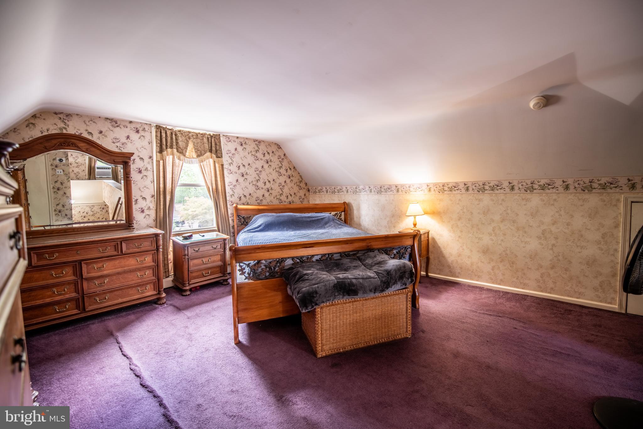 803 Grove Place Havertown, PA 19083 - Photo 22 of 27 Upper Level Bedroom. 7 ' Ceiling.