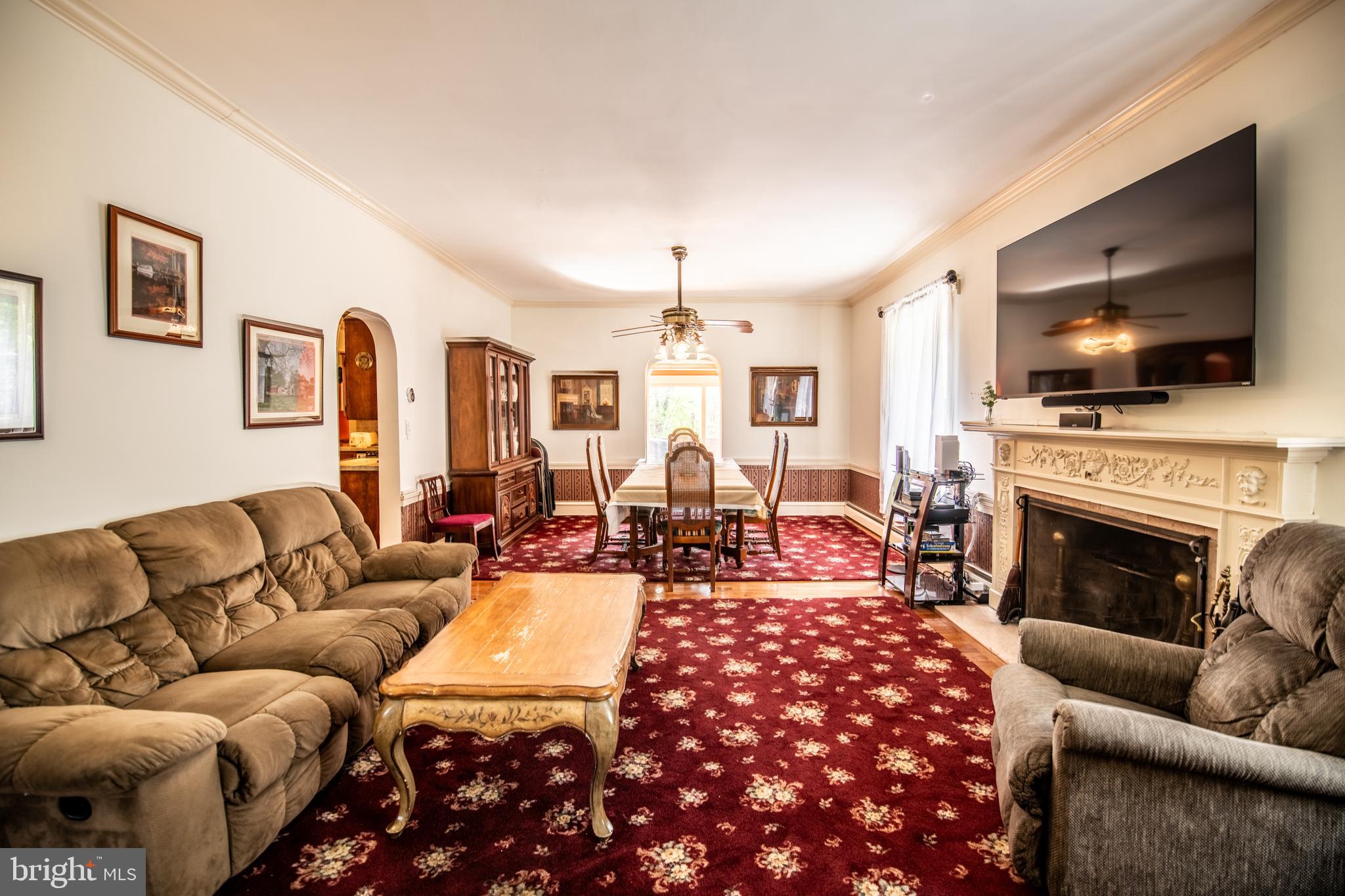 803 Grove Place Havertown, PA 19083 - Photo 7 of 27