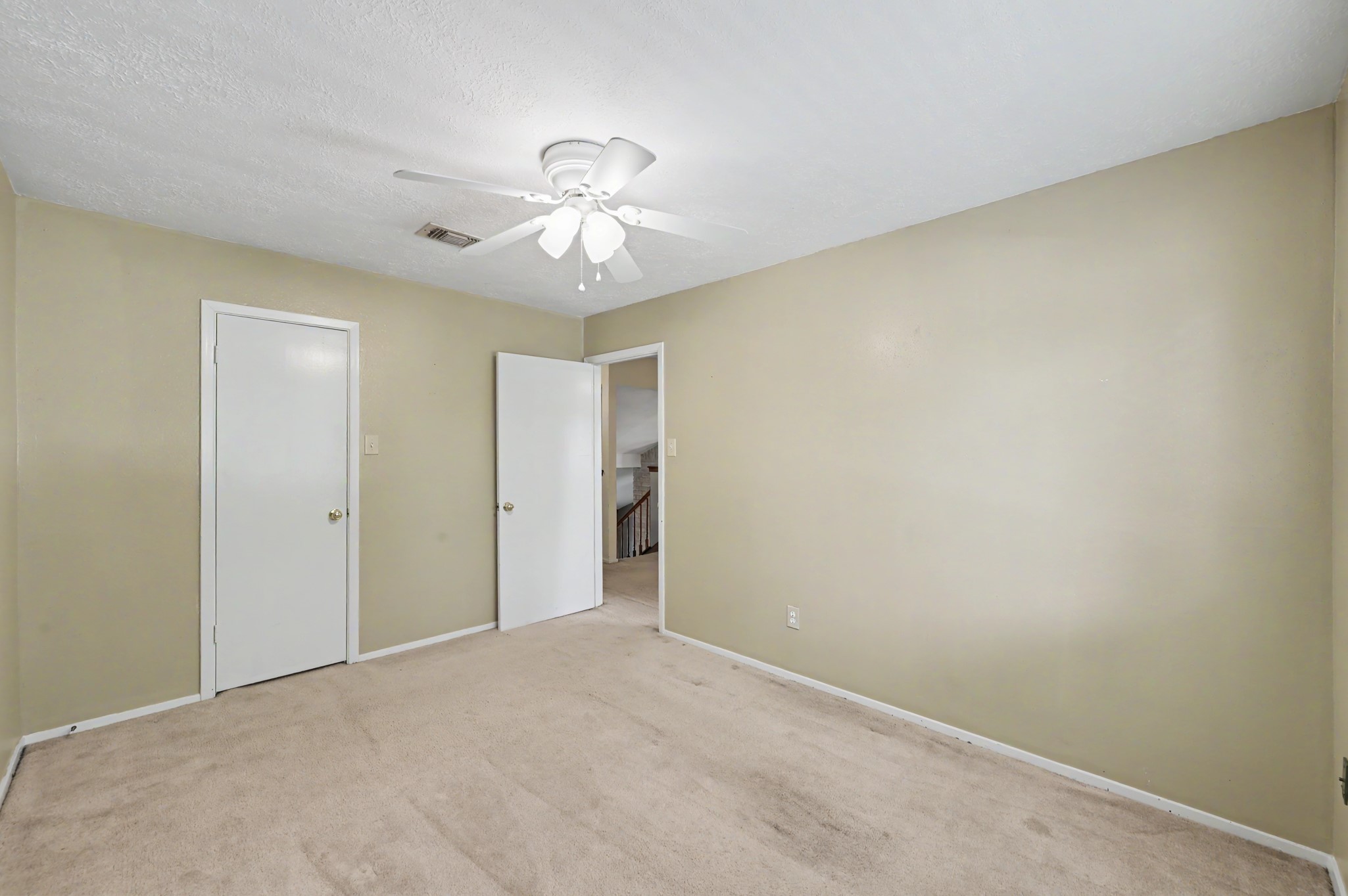 4926 Edinston Place Spring, TX 77388 - Photo 32 of 37 Gallery Image 32