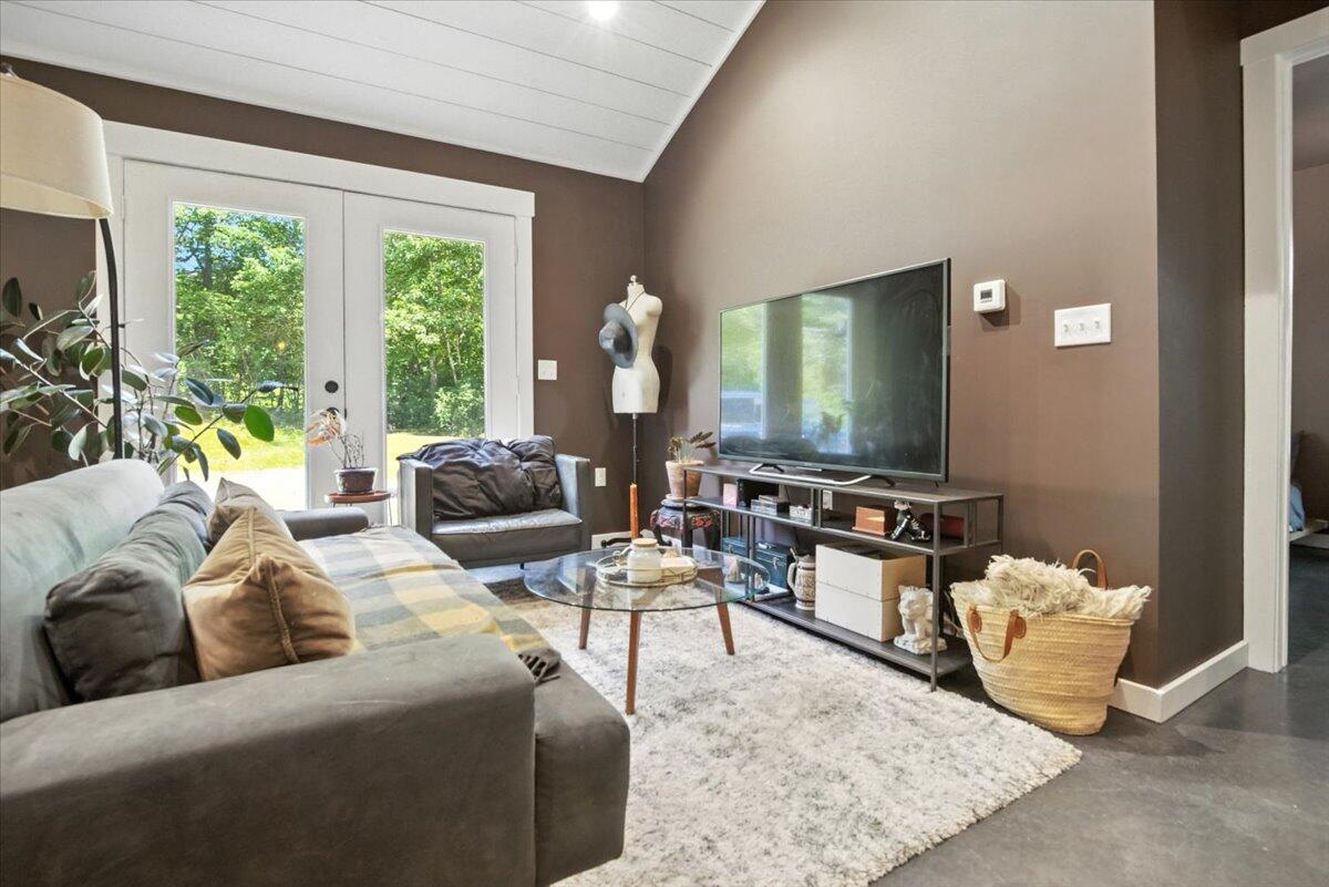 515 Gardiner Road Whitefield, ME 04353 - Photo 9 of 40 22-515 Gardiner Rd_Whitefield_ME-20
