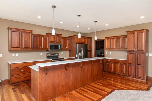 $519,900 | 1220 Legion Lane West, West Fargo, ND 58078