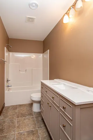 $519,900 | 1220 Legion Lane West, West Fargo, ND 58078