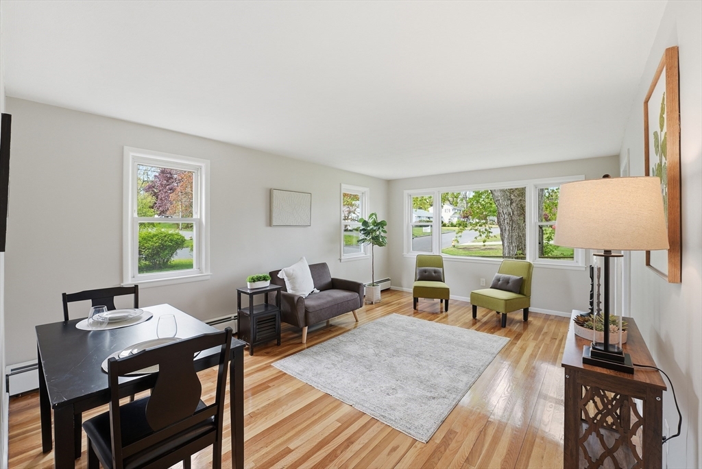 129 Cooper Street Springfield, MA 01108 - Photo 6 of 37