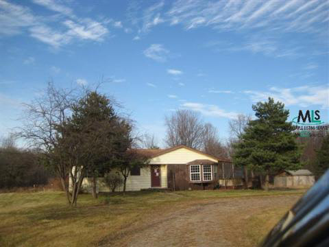 10580 Bryce Road Emmett, MI 48022 - Photo 1 of 10 925131.JPG