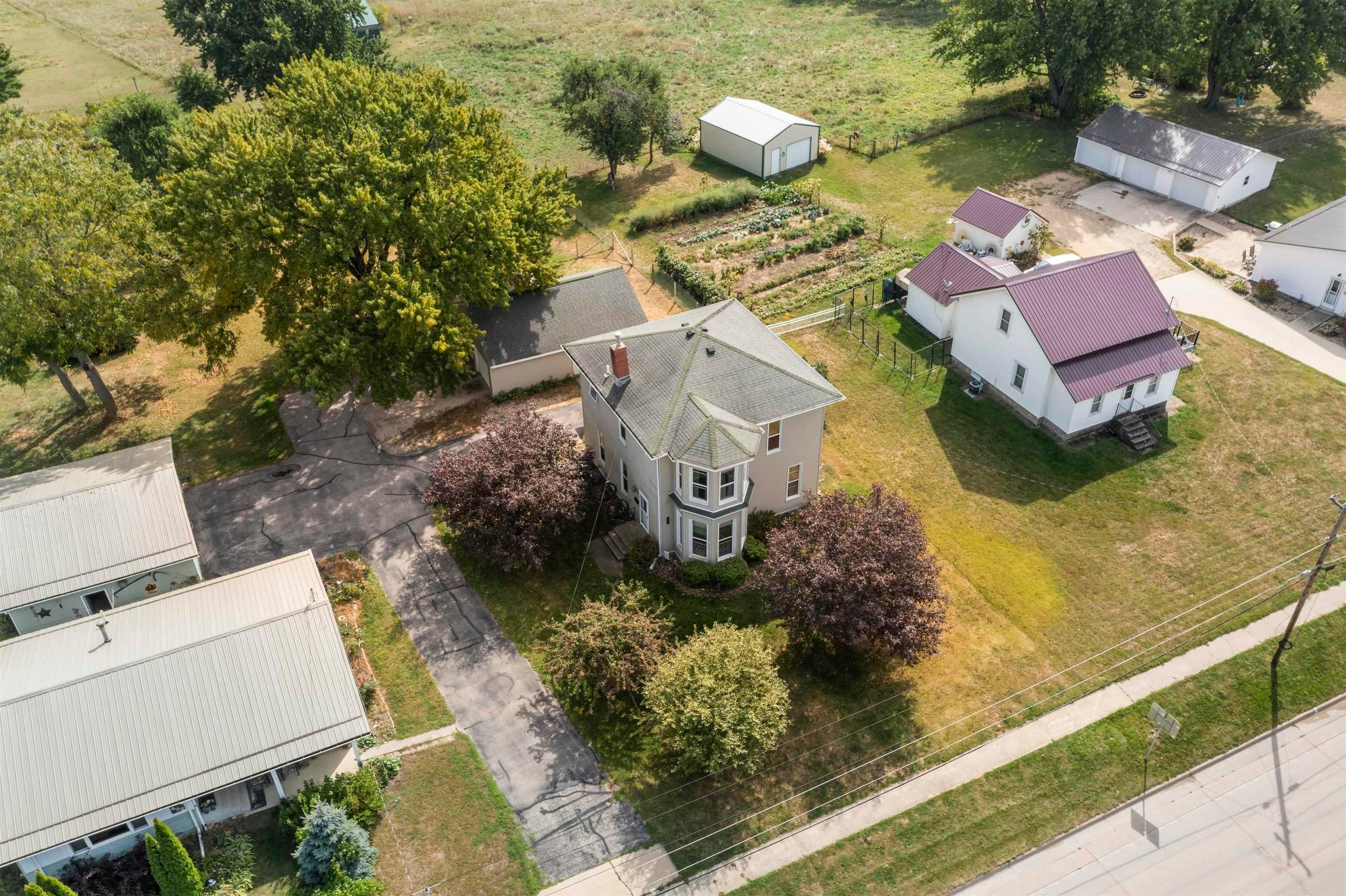424 Commercial Street Strawberry Point, IA 52076 - Photo 8 of 30 Gallery Image 8