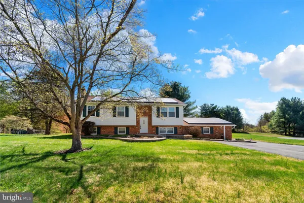 $550,000 | 2233 Ridgemont Drive, Finksburg, MD 21048