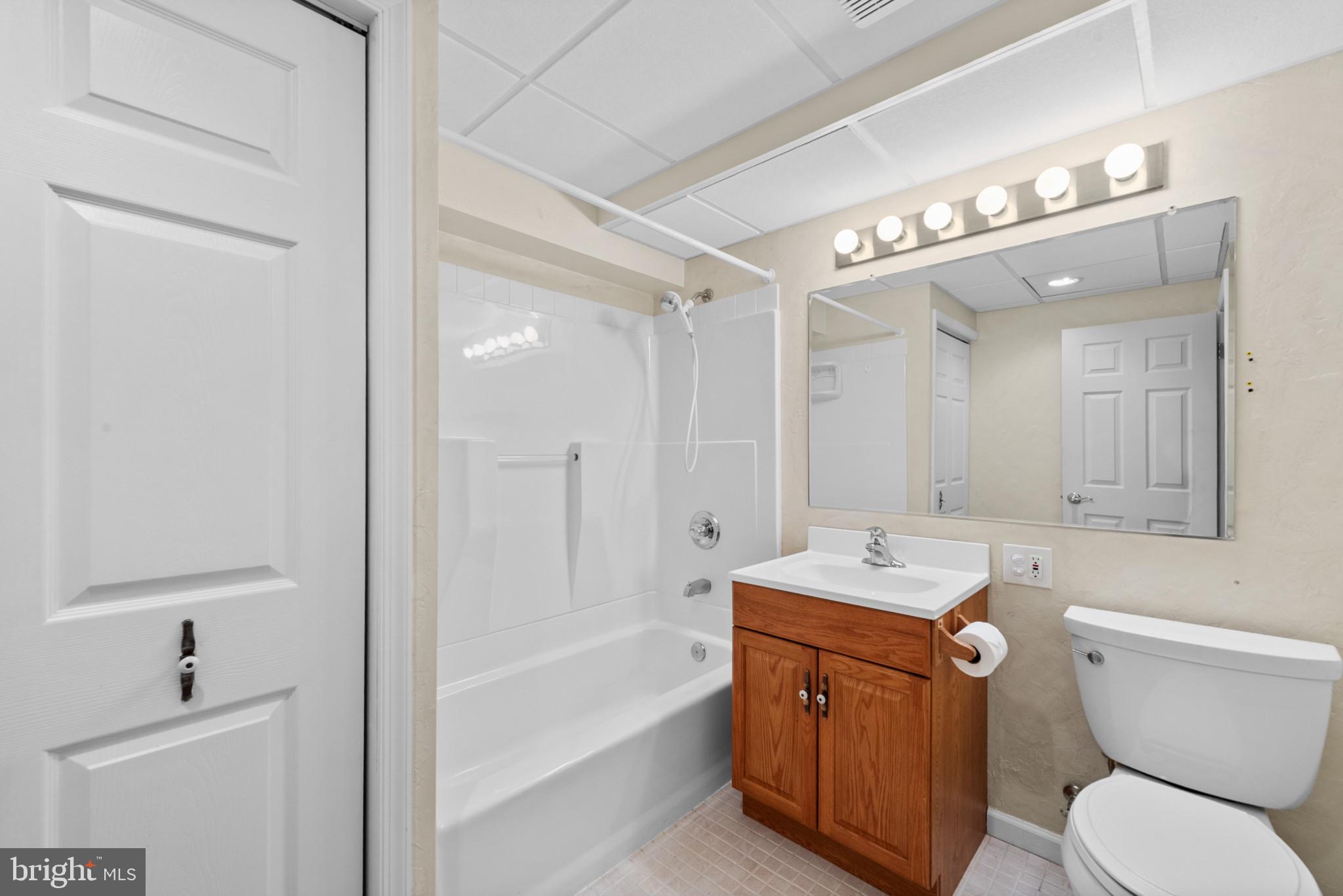 2233 Ridgemont Drive Finksburg, MD 21048 - Photo 21 of 26 Full bathroom-lower level