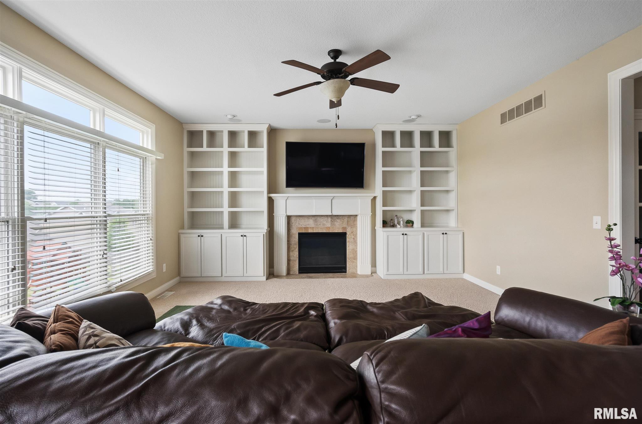 4106 Thunder Ridge Road Bettendorf, IA 52722 - Photo 9 of 31 Gallery Image 9