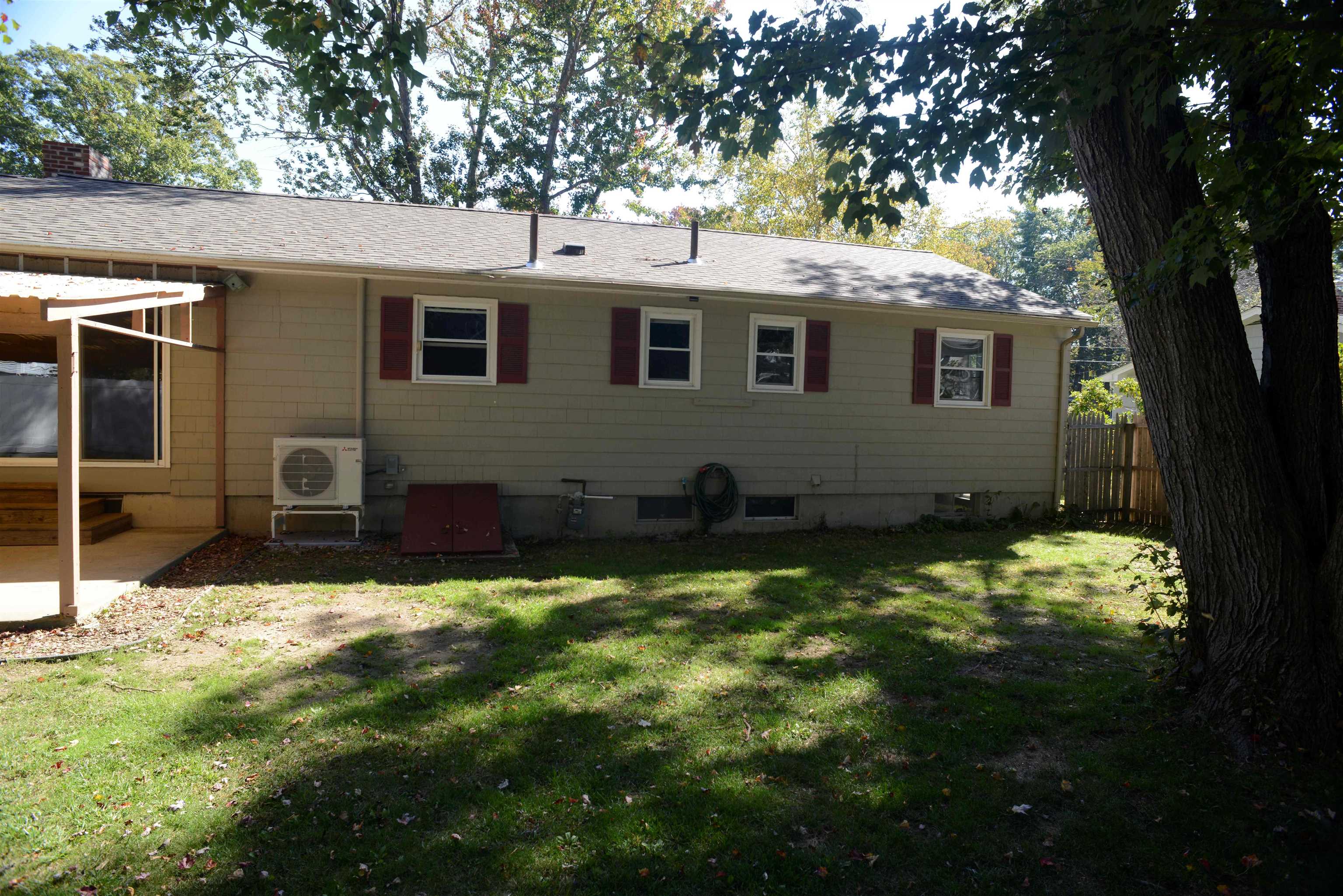 311 McKinley Road Portsmouth, NH 03801 - Photo 8 of 47