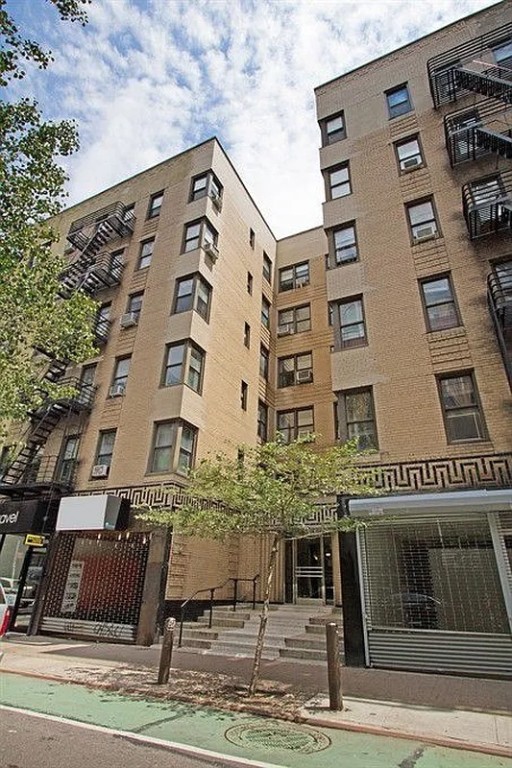20 Clinton Street, Unit 2F Manhattan, NY 10002 - Photo 13 of 18 Photo 13