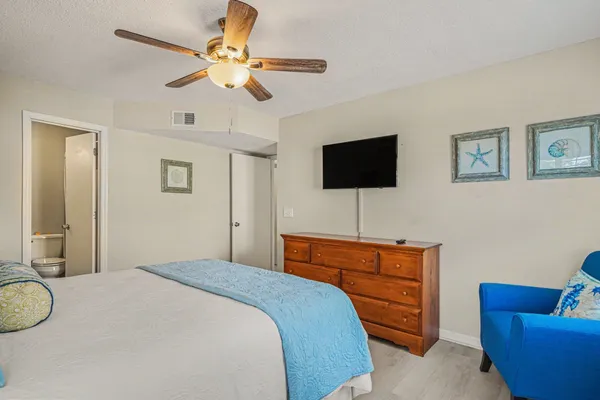 $224,900 | 140 I Spanish Oak Court, Unit I, Surfside Beach, SC 29575