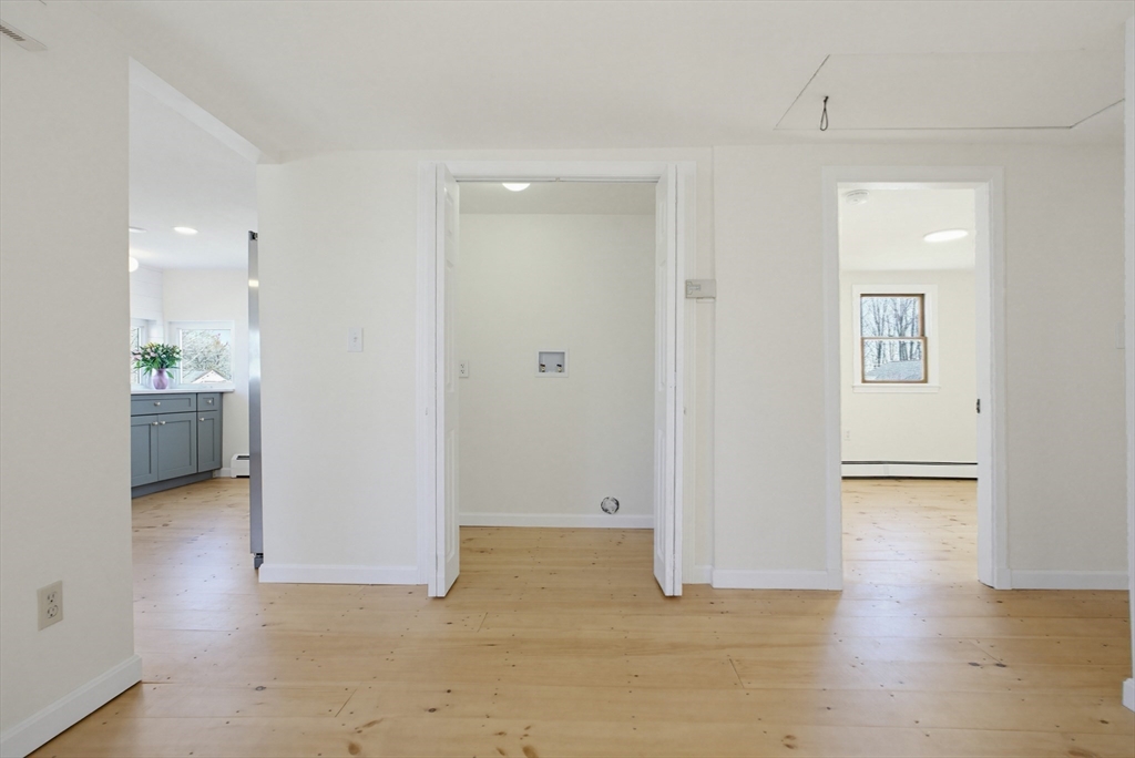 142 Whiting Street Lunenburg, MA 01462 - Photo 16 of 25