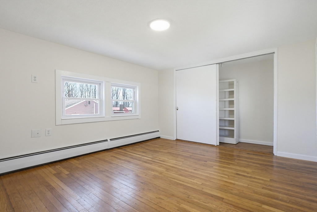 142 Whiting Street Lunenburg, MA 01462 - Photo 18 of 25
