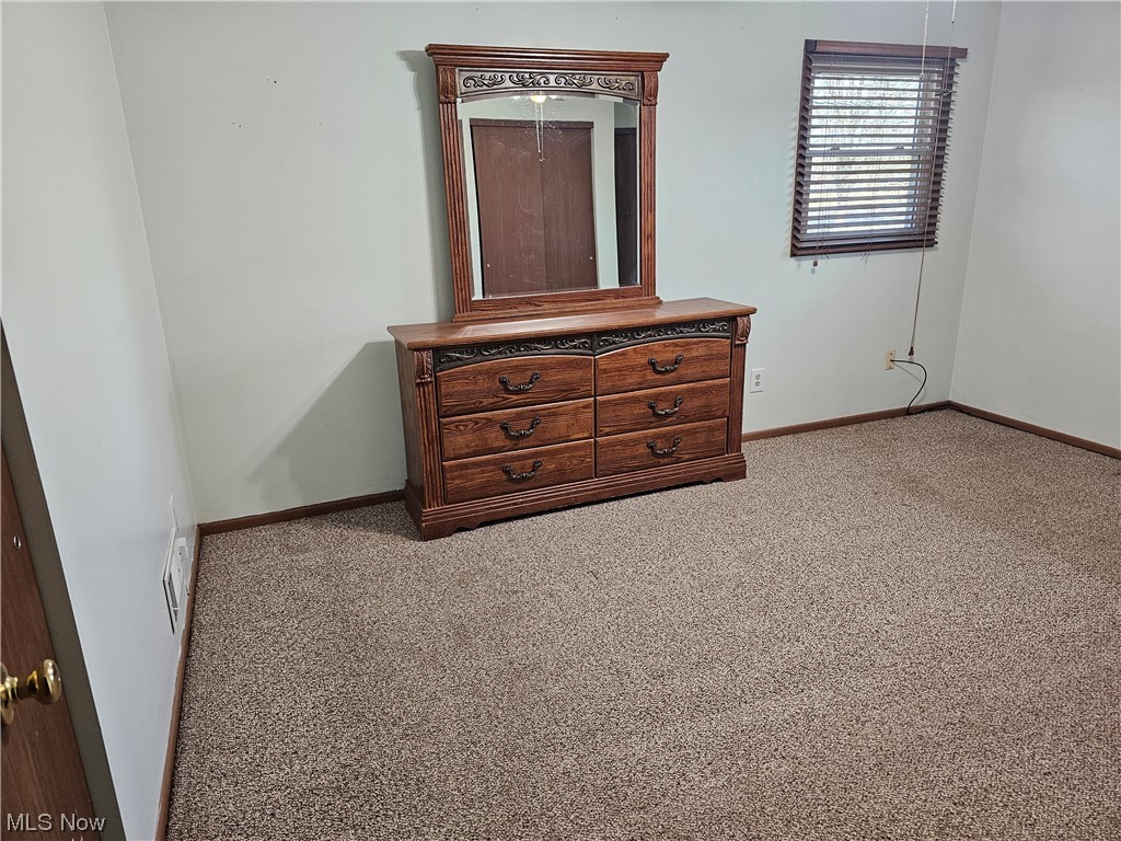 4873 Industry Road Ravenna, OH 44266 - Photo 12 of 27 Upper Level Master Bedroom w/ 2 Closets & Connecting Full Bath