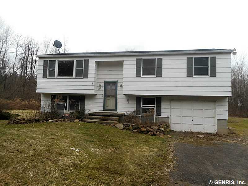 5605 Van Cruyningham Road Williamson, NY 14589 - Photo 1 of 1 Exterior Front.