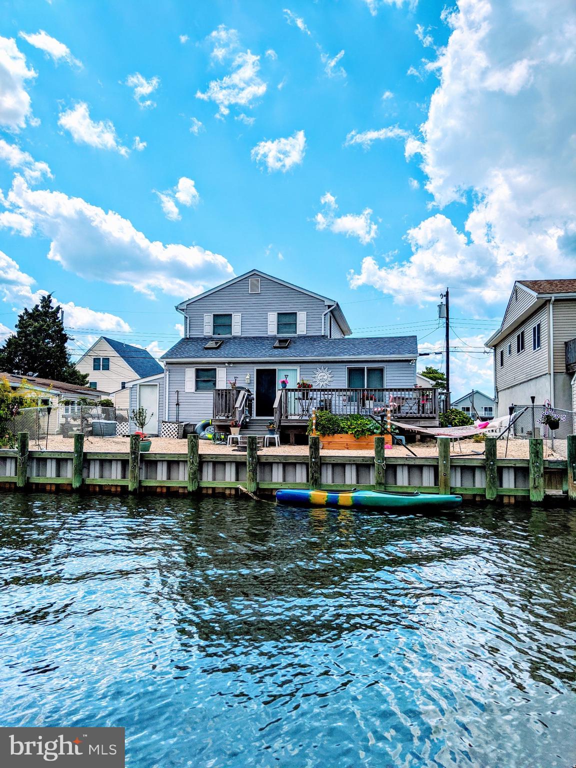 107 South Commodore Dr  