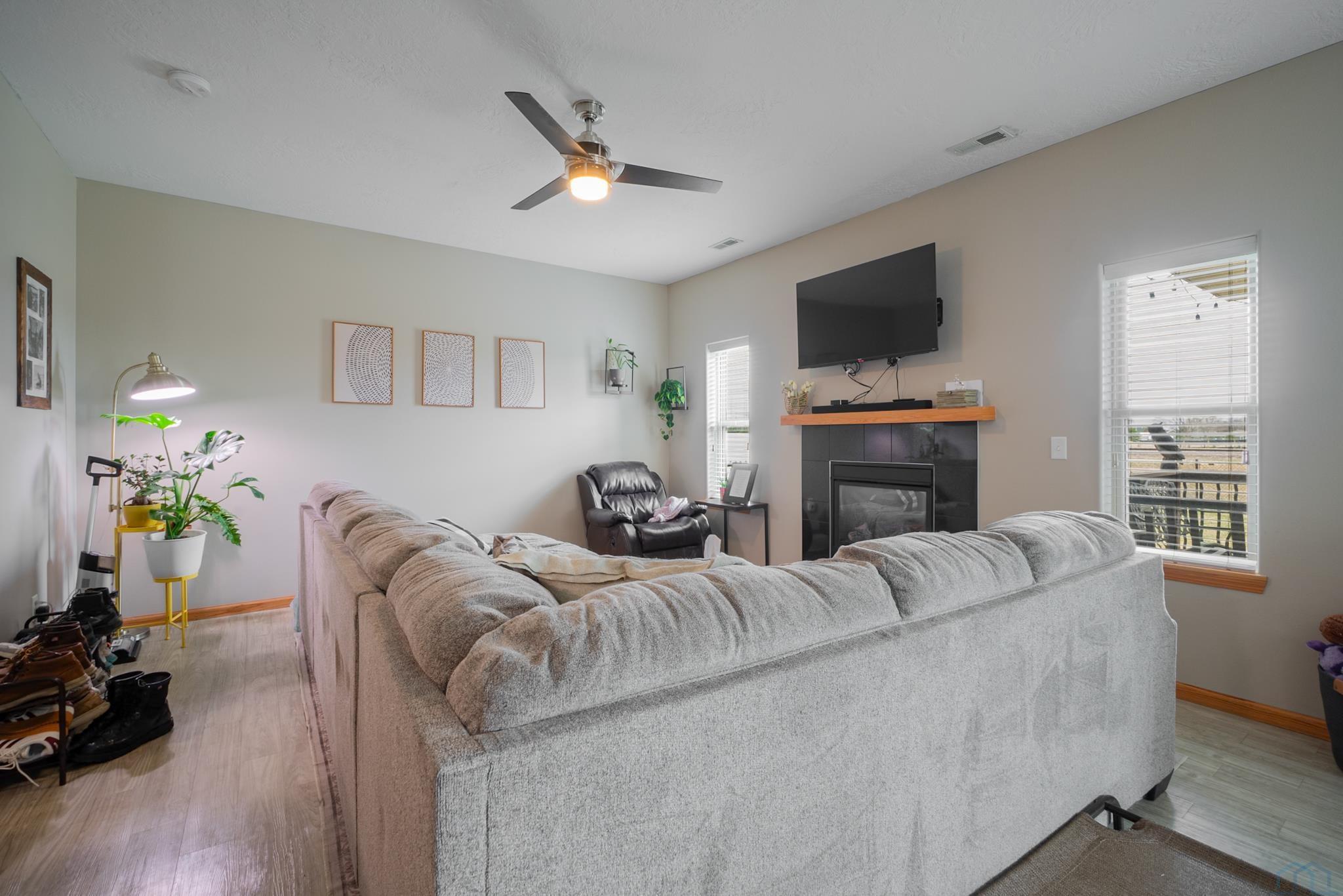 1019 Coffie Farm Road Sergeant Bluff, IA 51054 - Photo 6 of 28 Gallery Image 6