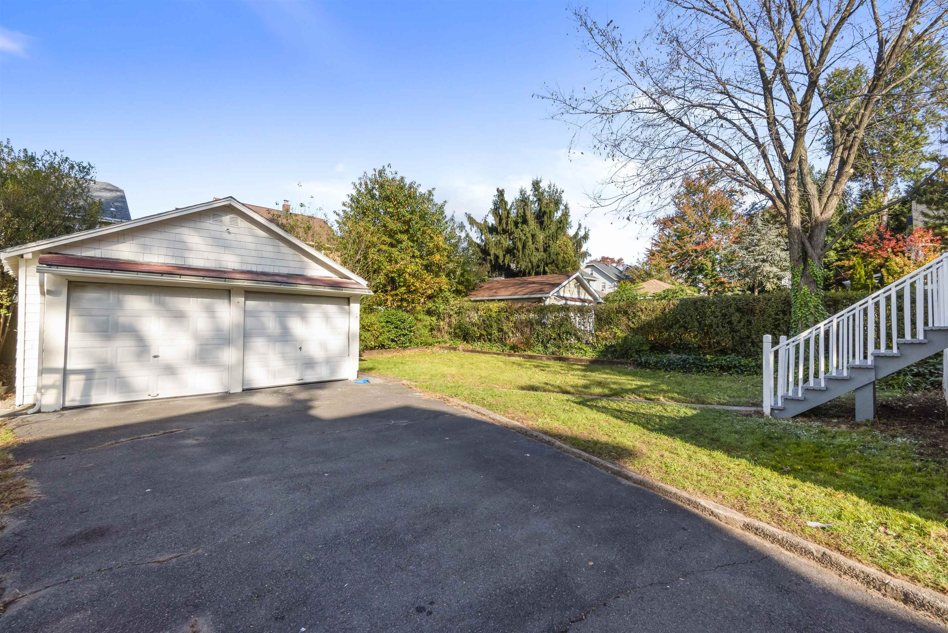 424 Lincoln Avenue Rutherford, NJ 07070 - Photo 29 of 30 a view of an house with backyard and garden