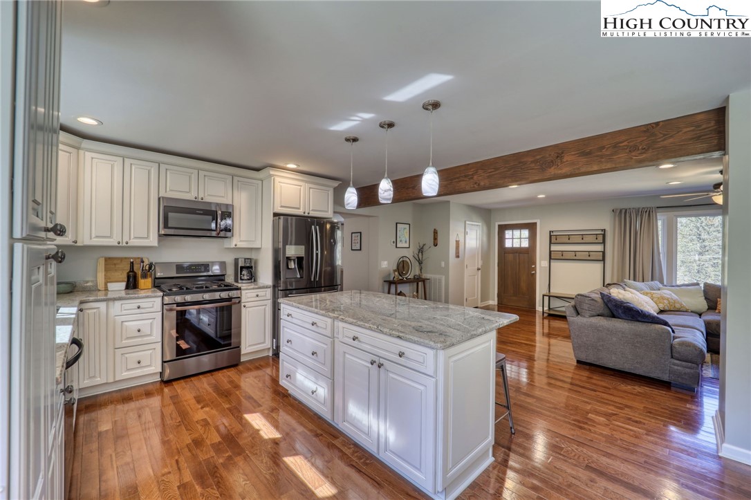242 Nettle Knob Road West Jefferson, NC 28694 - Photo 11 of 49 Gallery Image 11