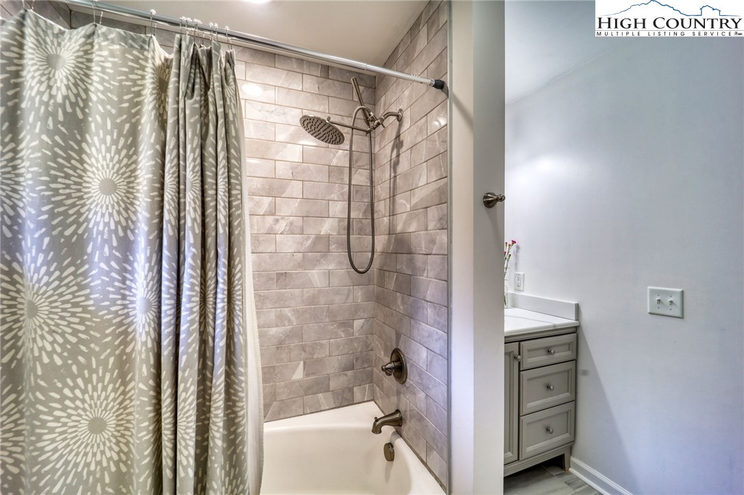 242 Nettle Knob Road West Jefferson, NC 28694 - Photo 20 of 49 Gallery Image 20