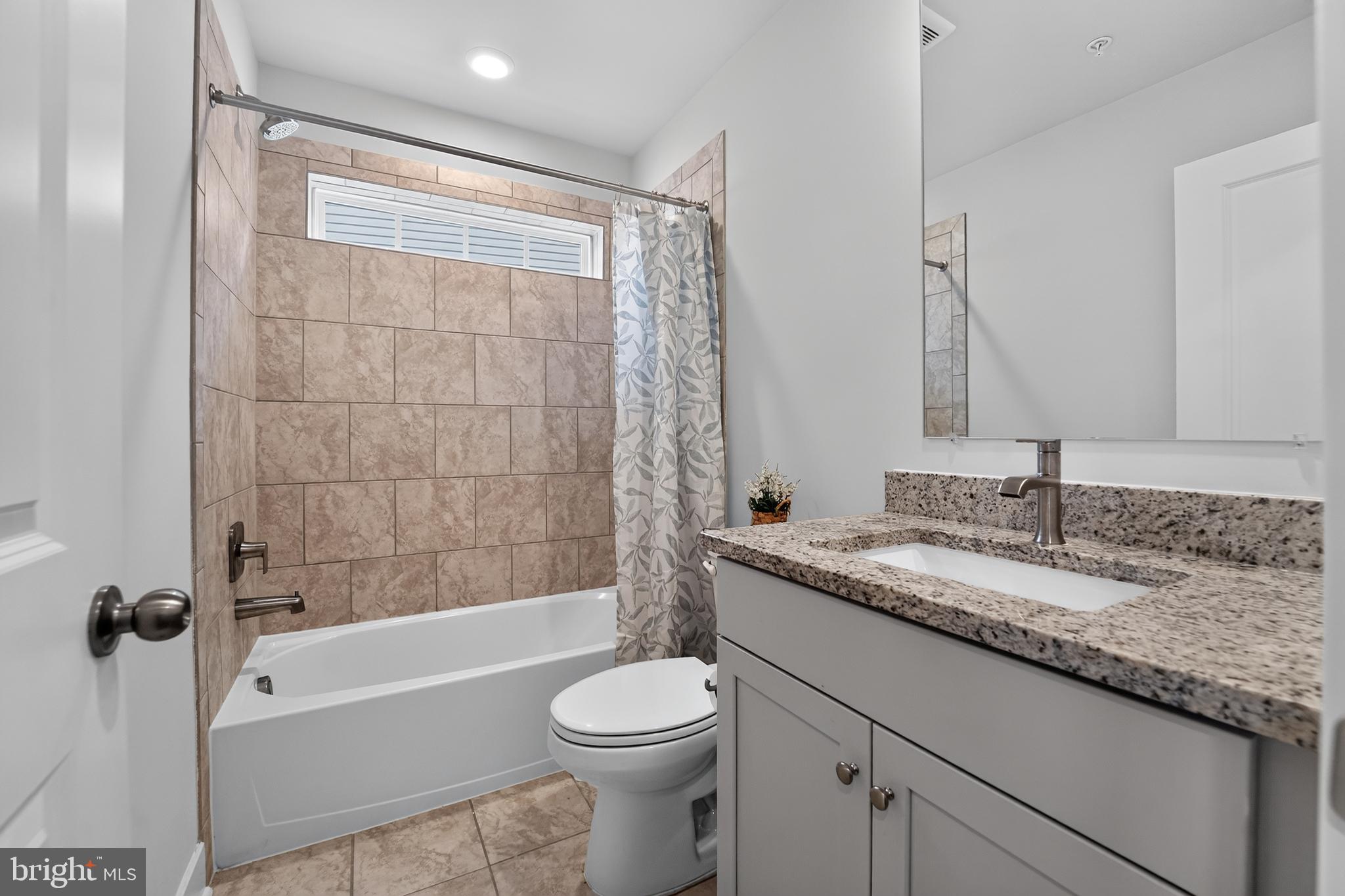 1808 Parham Way Baltimore, MD 21244 - Photo 25 of 31 Modern bathroom with elegant finishes.
