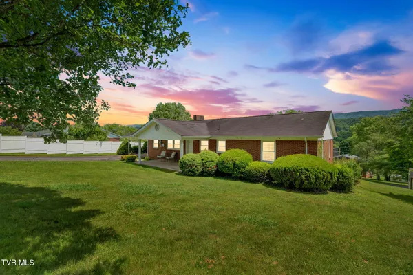 $187,500 | 135 Lively Street, Lebanon, VA 24266