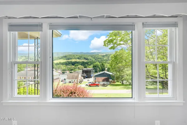 $187,500 | 135 Lively Street, Lebanon, VA 24266