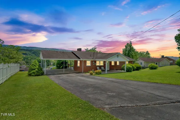 $187,500 | 135 Lively Street, Lebanon, VA 24266