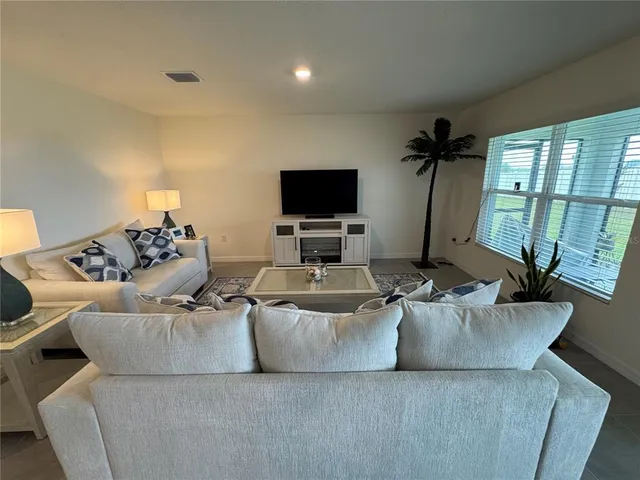 $2,200 | 9158 Southwest 45th Terrace, Ocala, FL 34476