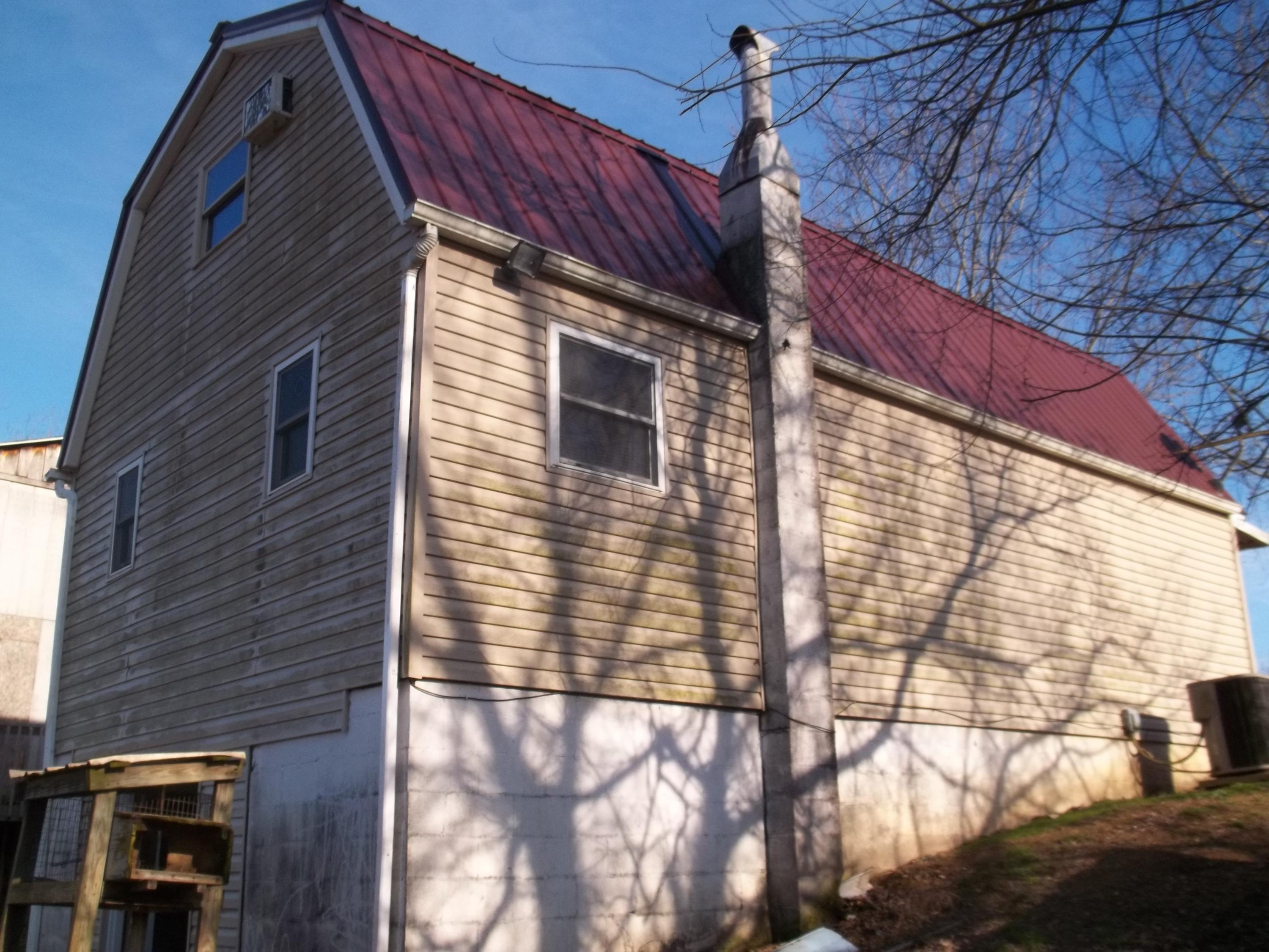 446 East Stage Coach Road Greeneville, TN 37743 - Photo 6 of 29 101_0487