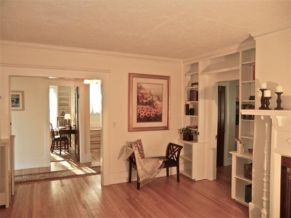 38 Crescent Road Longmeadow, MA 01106 - Photo 4 of 21 Gallery Image 4