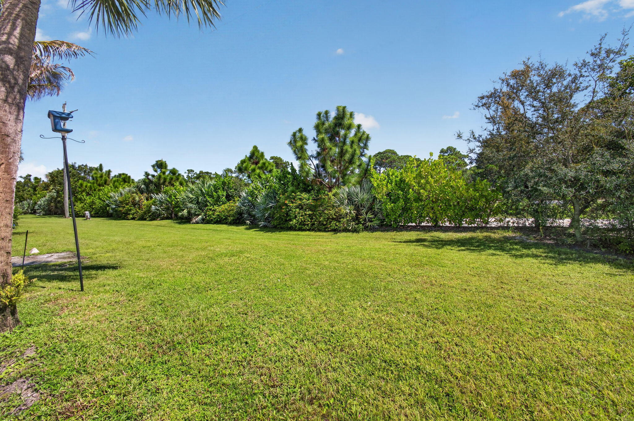 8697 Southeast Hobe Ridge Avenue Hobe Sound, FL 33455 - Photo 26 of 32 27-web-or-mls-5D1A6337