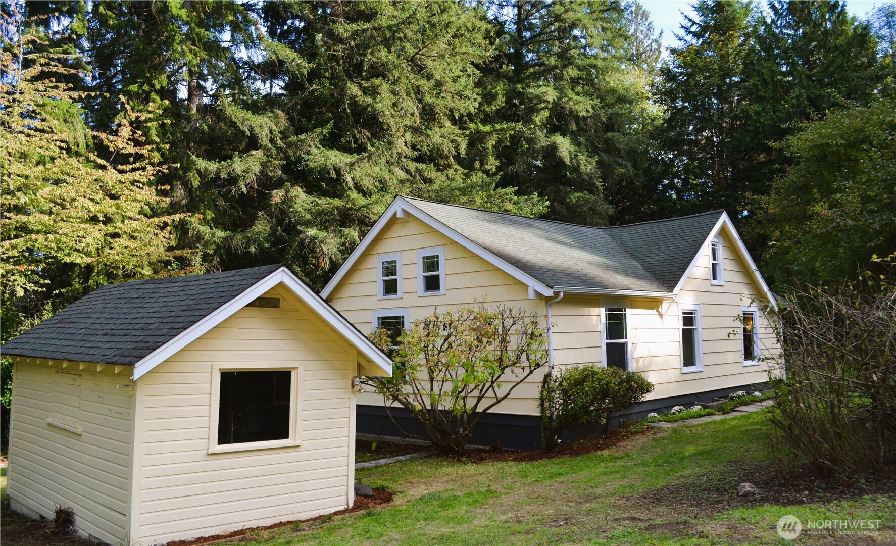 1758 Northeast Jacobson Road Poulsbo, WA 98370 - Photo 28 of 32 Gallery Image 28