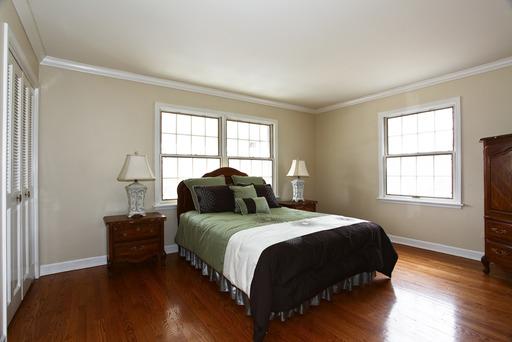 151 Post Road Burr Ridge, IL 60527 - Photo 12 of 16 Gallery Image 12