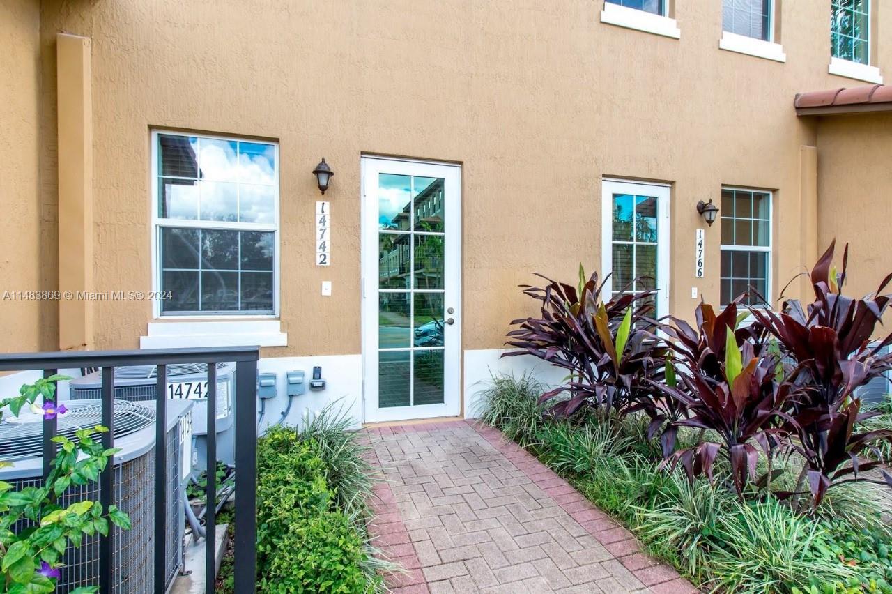 14766 Southwest 10th St Unit 10506  