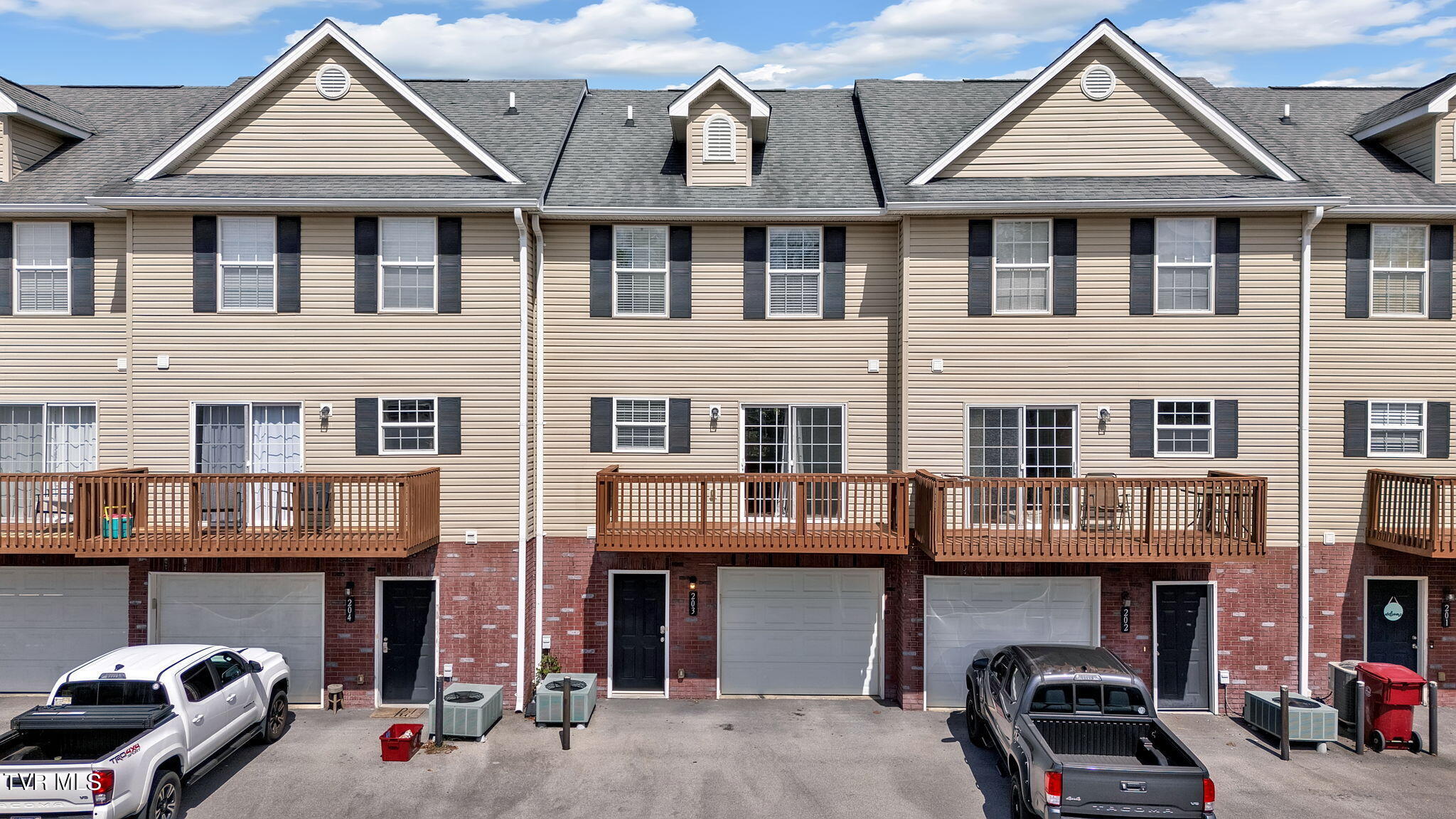 617 Hazel Street, Unit 203 Johnson City, TN 37604 - Photo 1 of 24 1-web-or-mls-DJI_20240906145554_0292_D