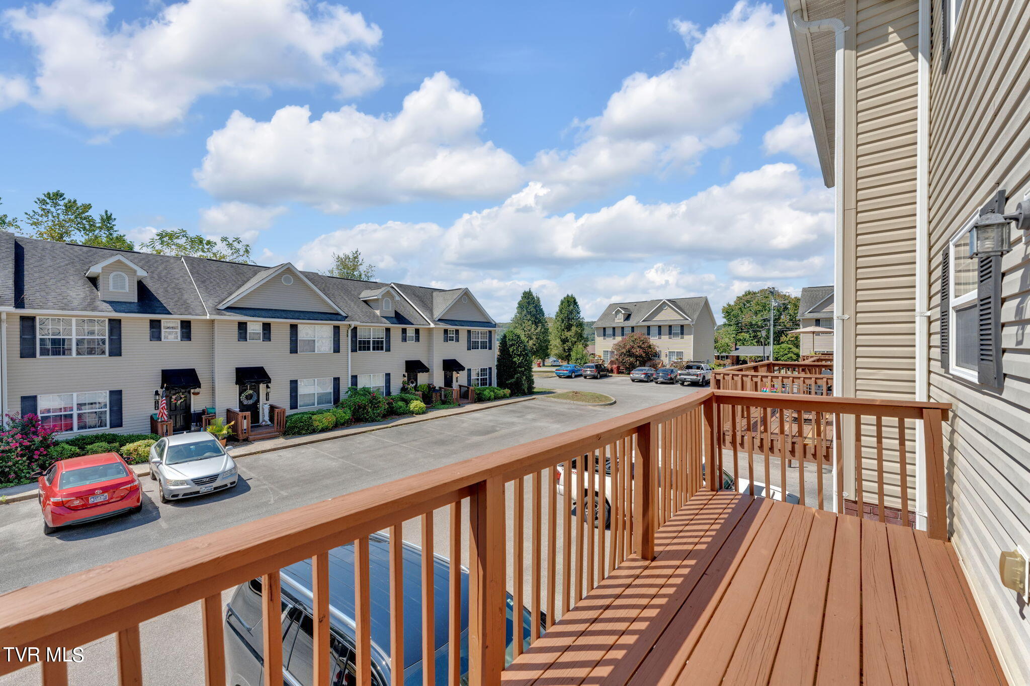 617 Hazel Street, Unit 203 Johnson City, TN 37604 - Photo 6 of 24 23-web-or-mls-DSC09690