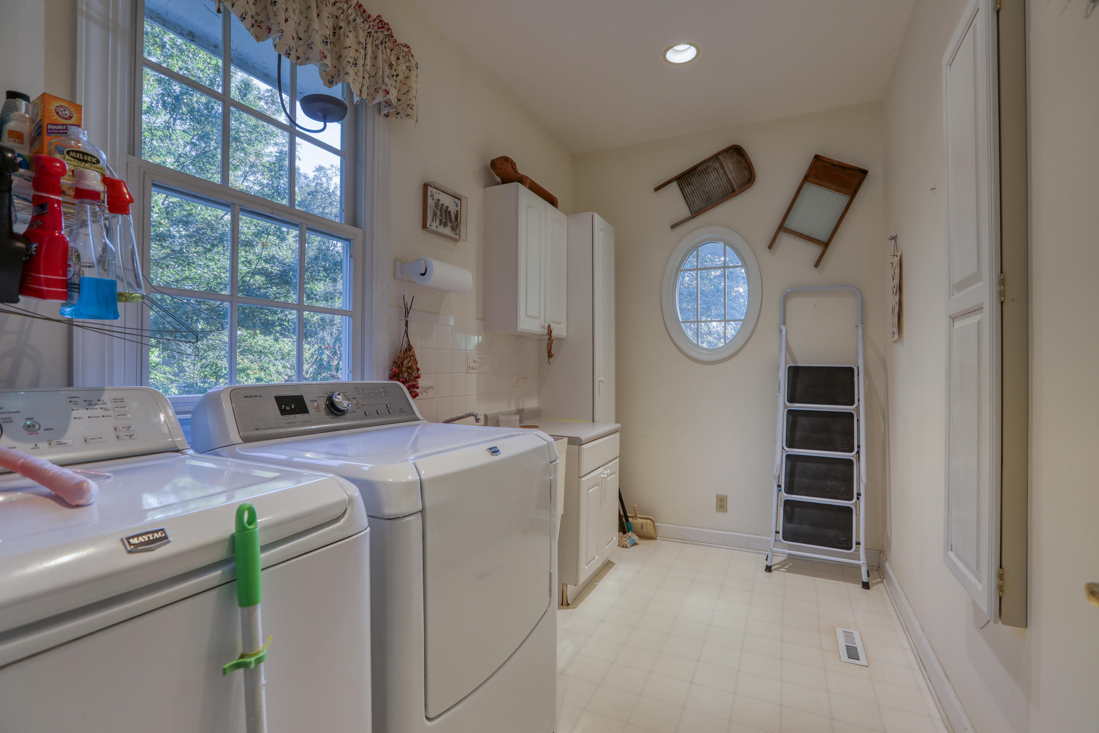 305 Goose Point Spring City, TN 37381 - Photo 22 of 39 laundry
