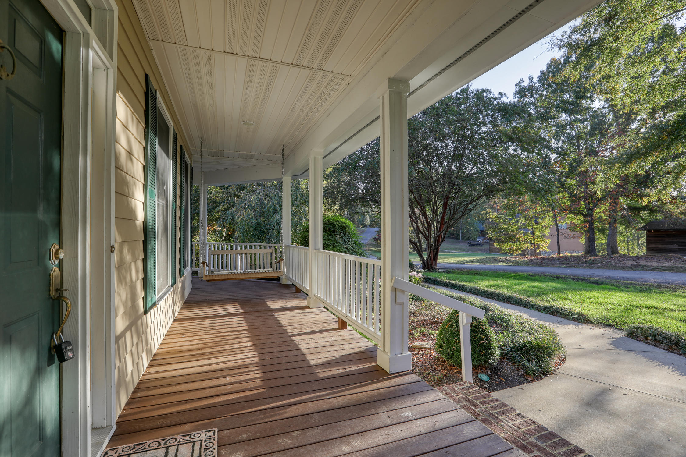305 Goose Point Spring City, TN 37381 - Photo 39 of 39 front porch