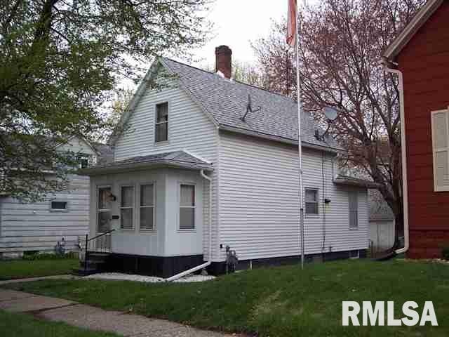 1806 2nd Street Moline, IL 61265 - Photo 2 of 12 Gallery Image 2