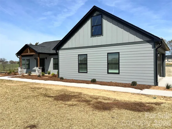 $385,000 | 500 Anderson Grove, Albemarle, NC 28001