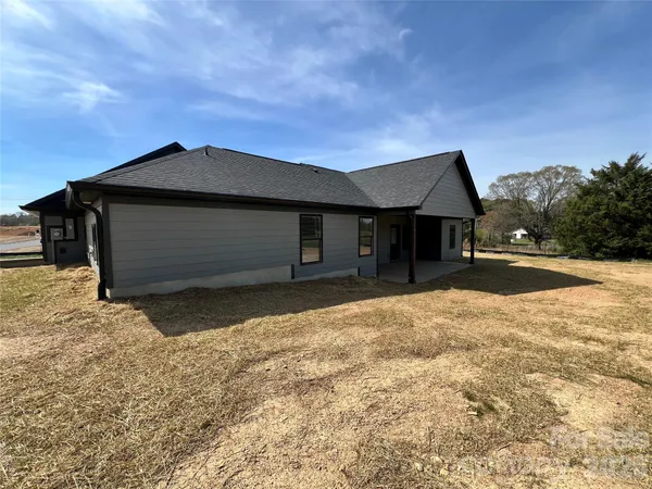 $385,000 | 500 Anderson Grove, Albemarle, NC 28001