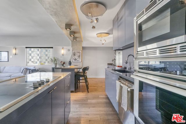 $7,500 | 1155 North La Cienega Boulevard, Unit 1114, West Hollywood, CA 90069