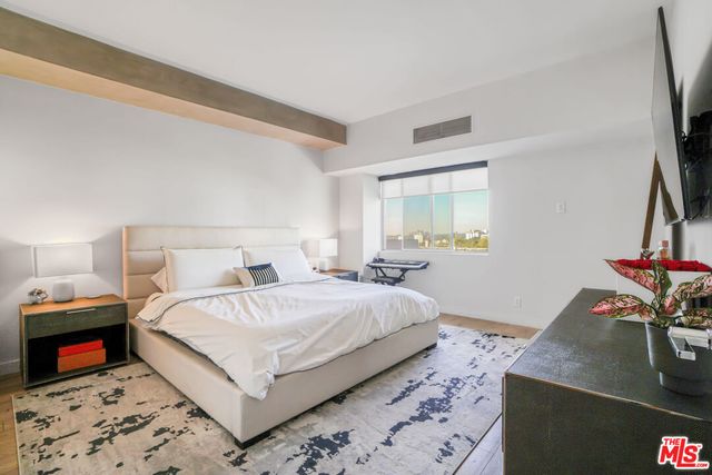 $7,500 | 1155 North La Cienega Boulevard, Unit 1114, West Hollywood, CA 90069