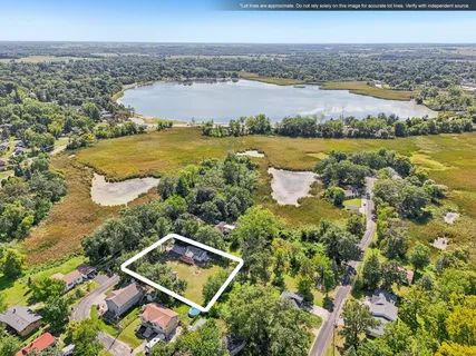 $260,000 | W1116 Mangrove Road, Genoa City, WI 53128