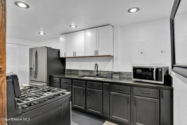 $1,125,000 | 1715 Sherman Avenue, Coeur D'Alene, ID 83814