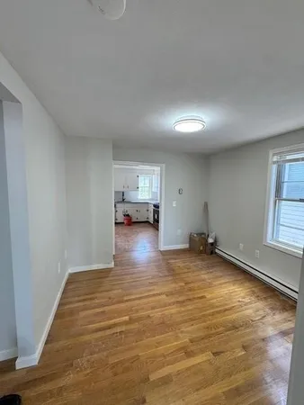 $2,300 | 40 Bourne Street, Unit 2, Bristol, RI 02809