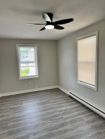 $2,300 | 40 Bourne Street, Unit 2, Bristol, RI 02809